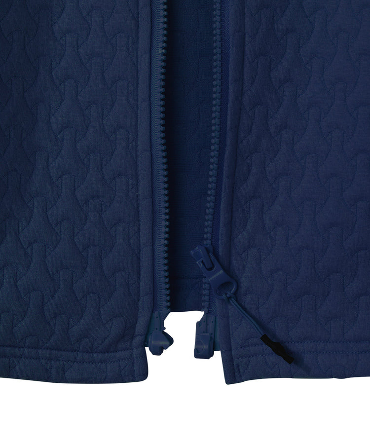 zipper detail