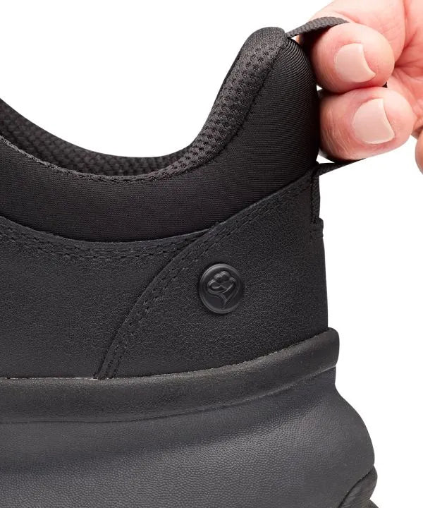 Finger loop of the black Men's Extra Wide Walking Shoes