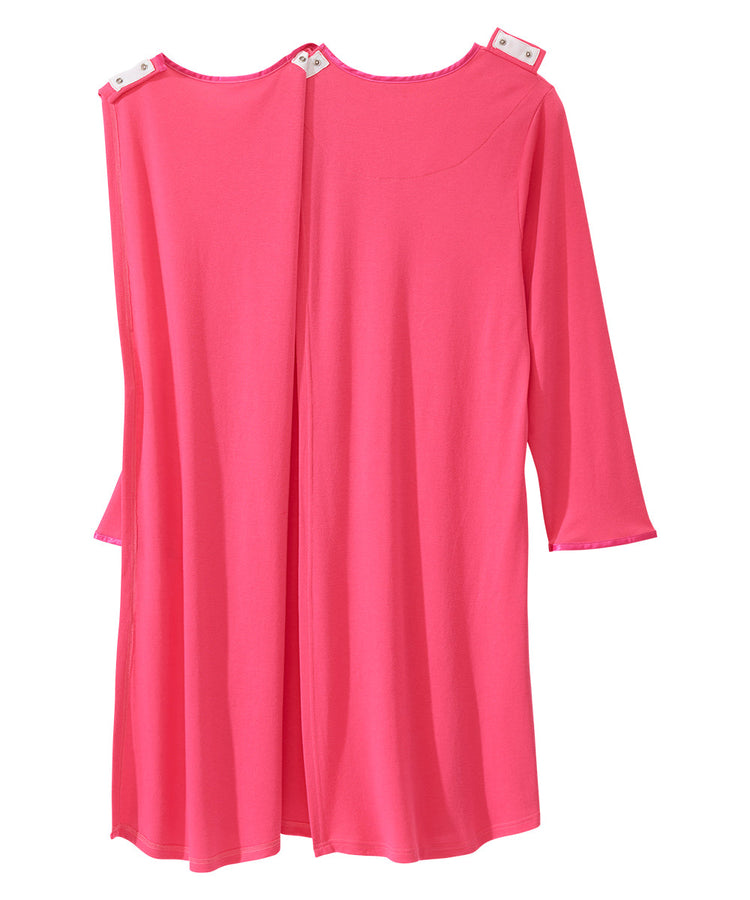 Snap closure of the pink Women's Long Sleeve Open Back Nightgown