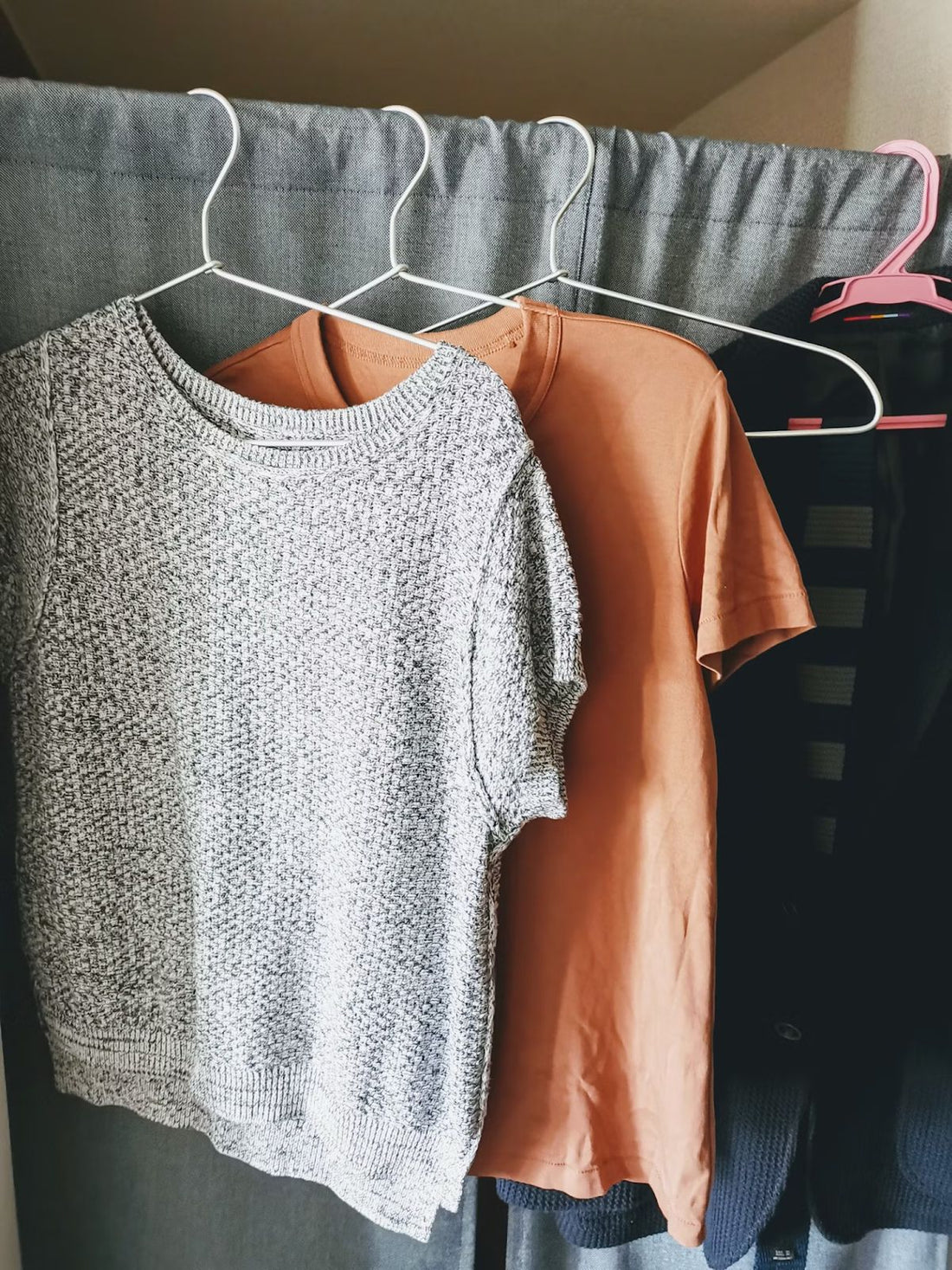 Clothing for Tremors: Secure Fastenings & Easy-to-Manage Styles