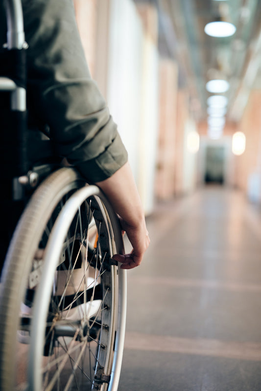 5 Must-Have Adaptive Items for Wheelchair Users