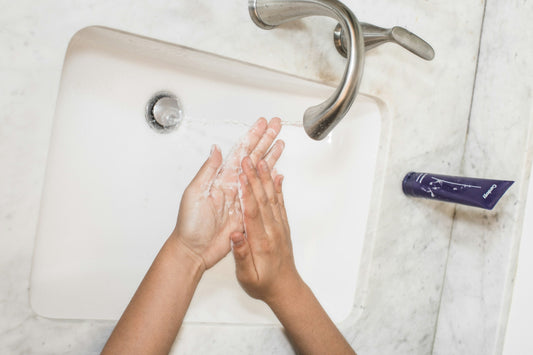 Hand Soap for Sensitive Hands: Keeping Hands Clean Without Damage