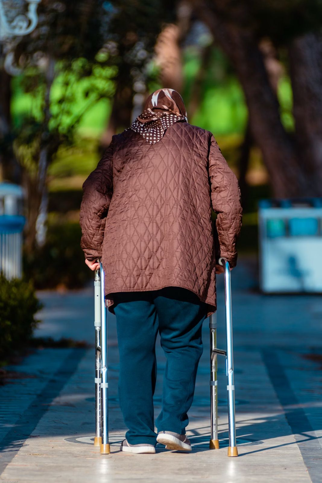 Adaptive Fashion for Multiple Sclerosis: Comfort Meets Functionality