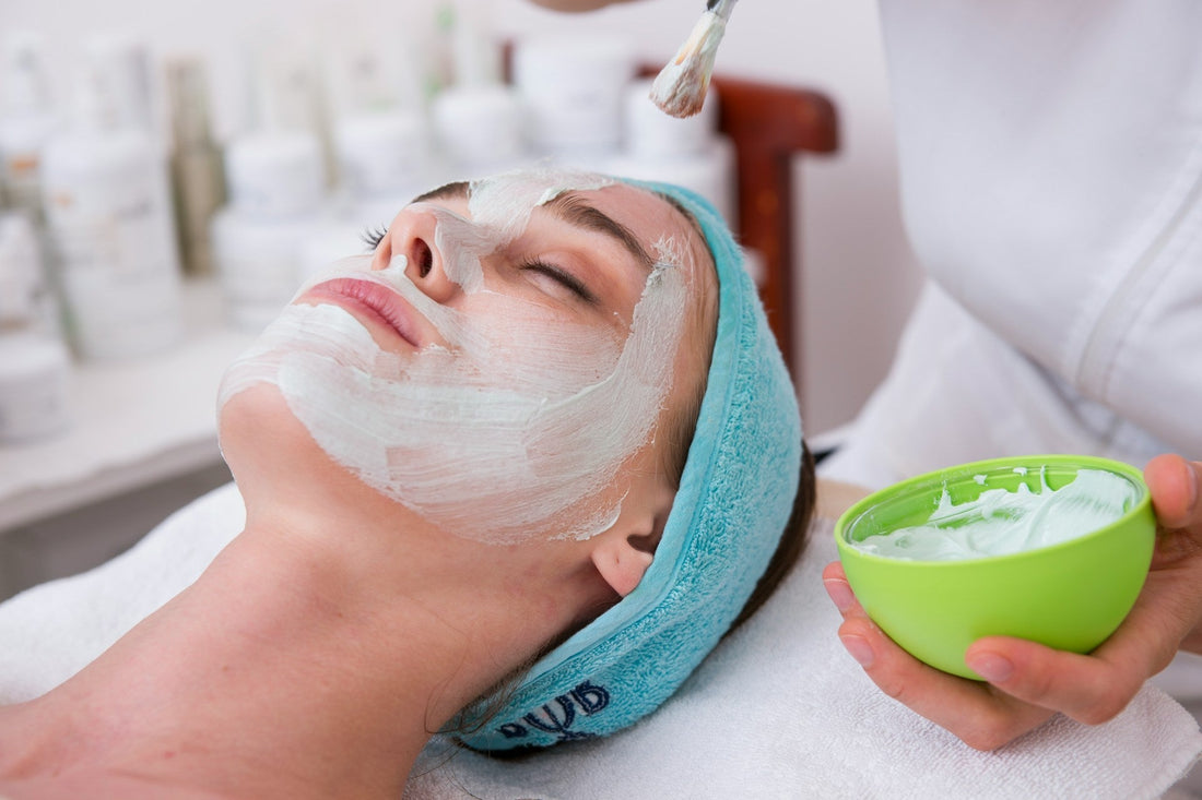 Fatty Acids and Skin Ceramides: The Building Blocks of Healthy Skin Barriers