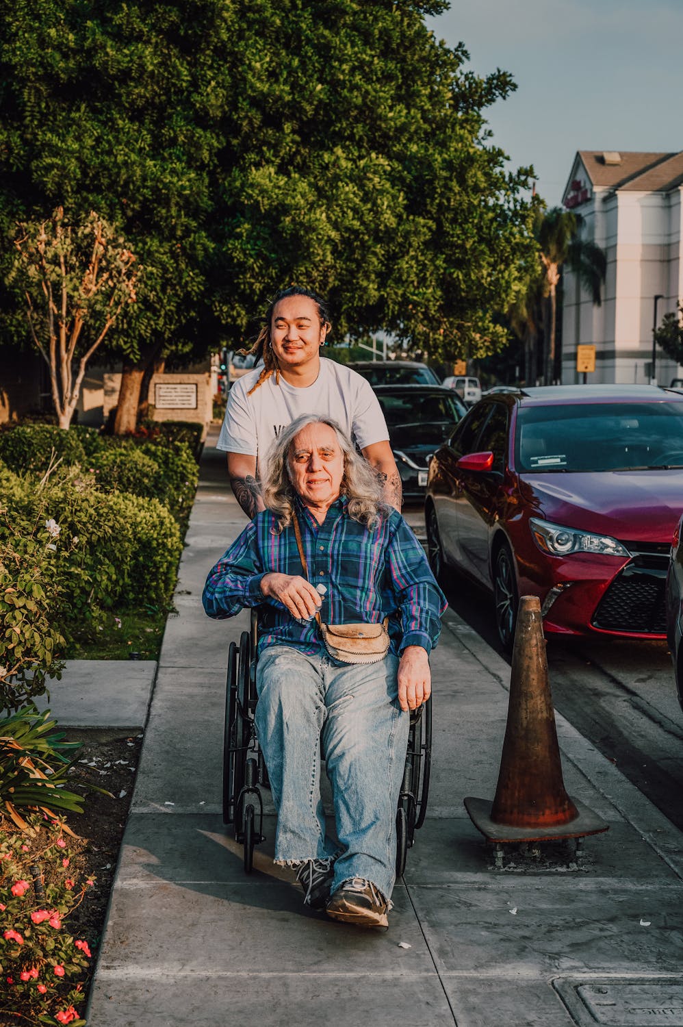 Adaptive Tech and Everyday Life: Innovations Empowering Persons with ...