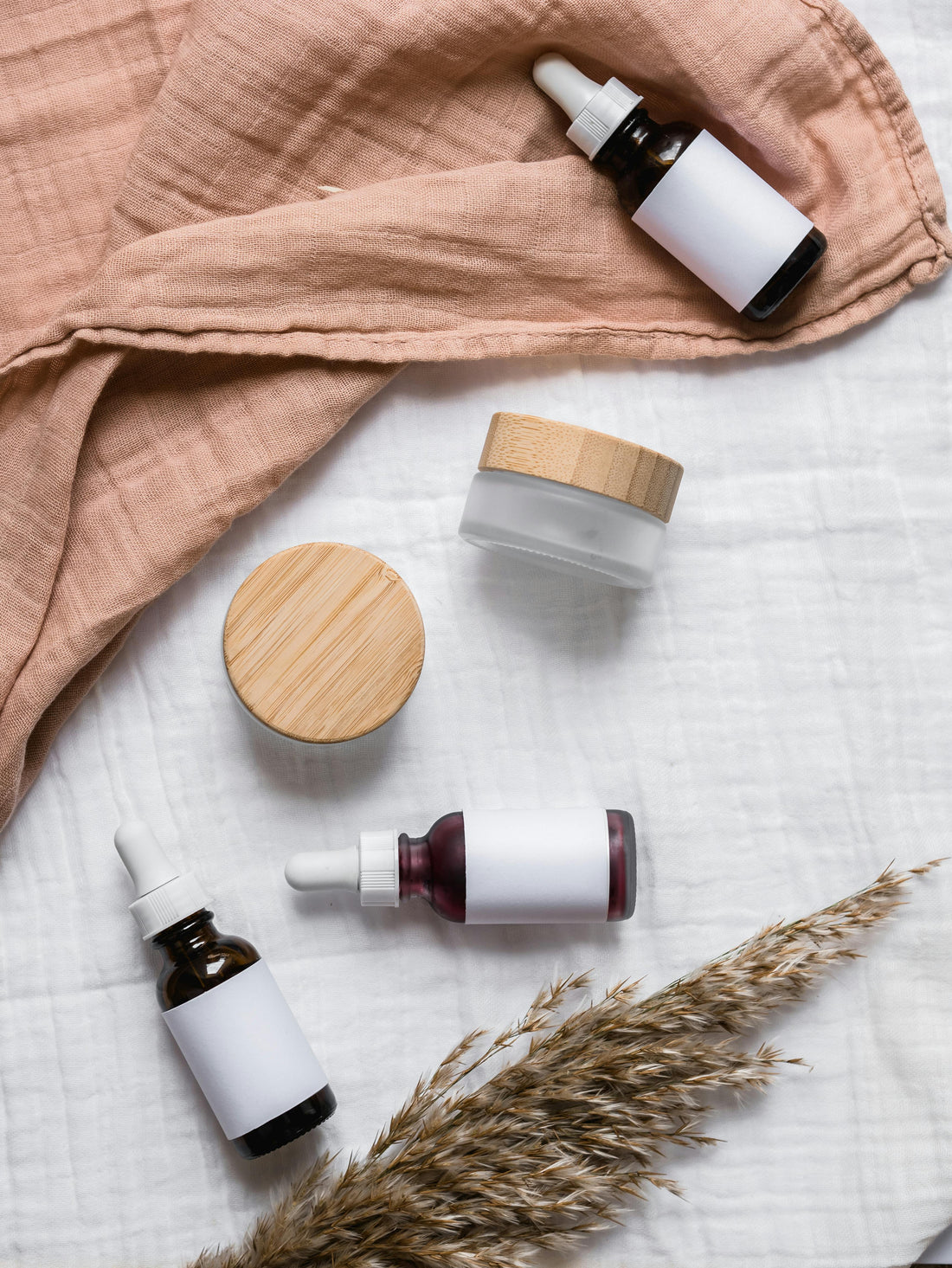 The Niacinamide Revolution: How Vitamin B3 Became Essential for Sensitive Skin
