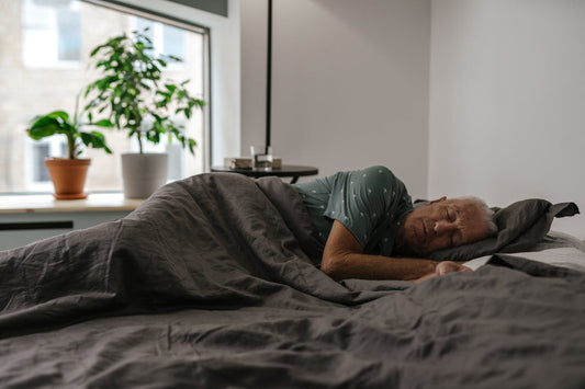 Enhanced Bedridden Comfort: Adaptive Clothing for Optimal Well-being