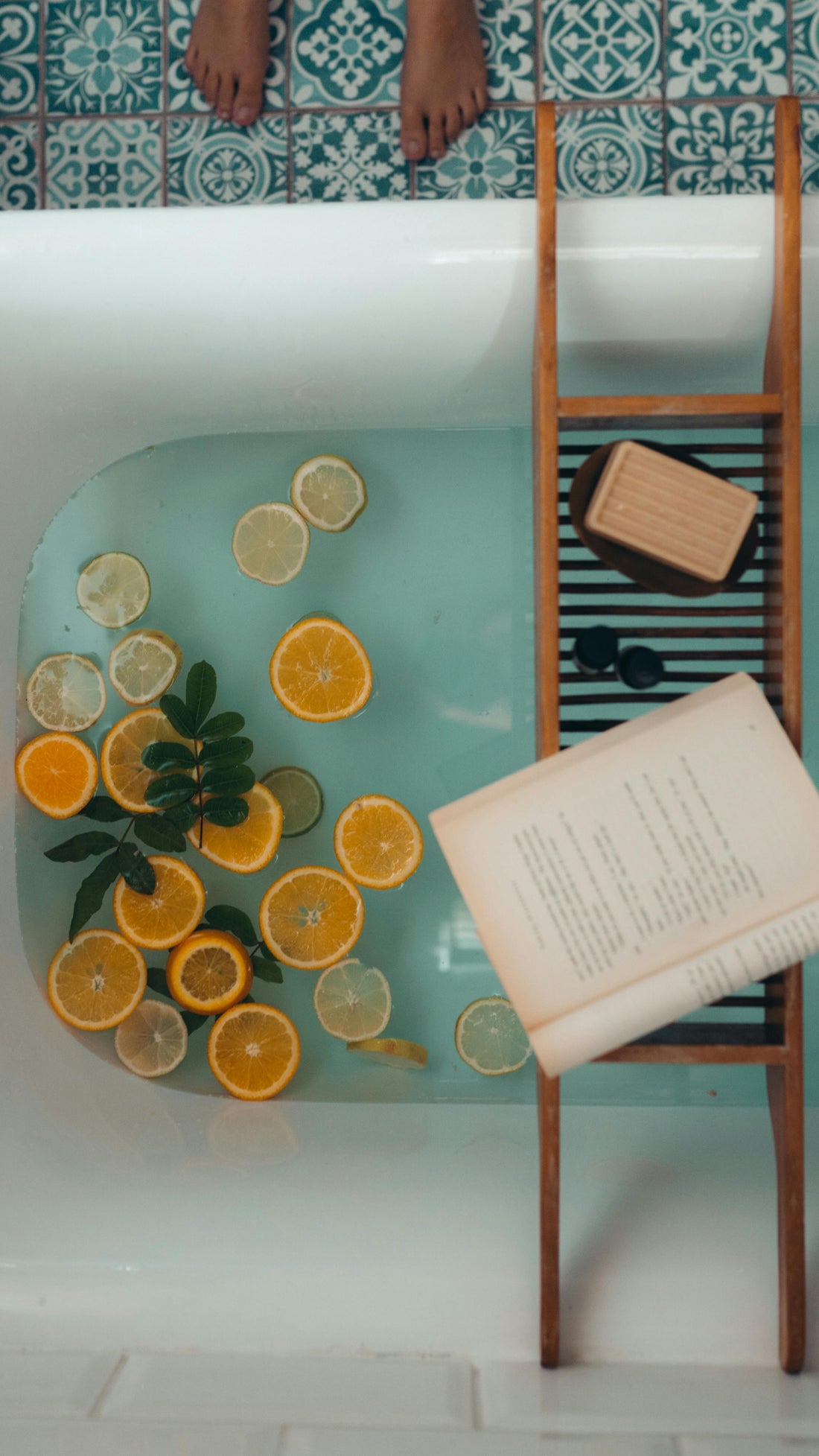 One-Handed Shower Routines: Adaptive Bath Products for People with Upper Extremity Disabilities