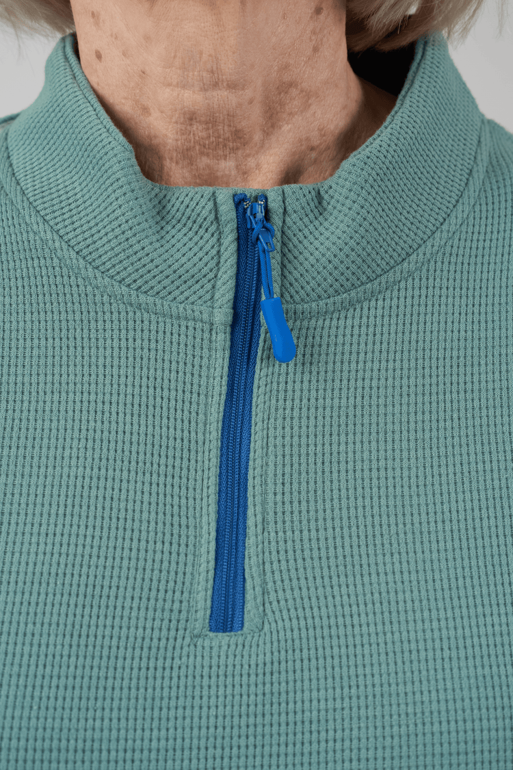 Adaptive Tracksuit - Daphne | Cedalon, zipper detail