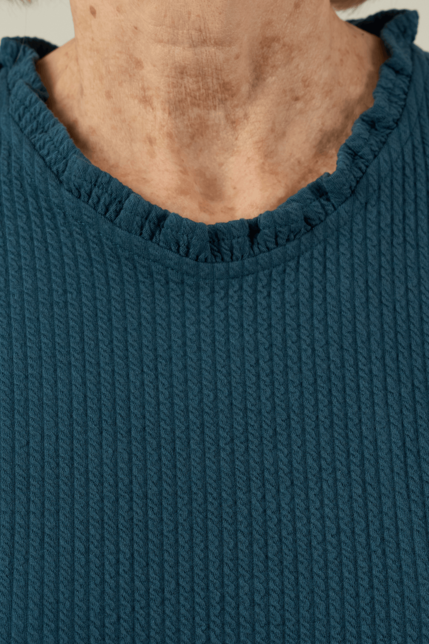 Adaptive Top - Rosie | Peacock, neck detail