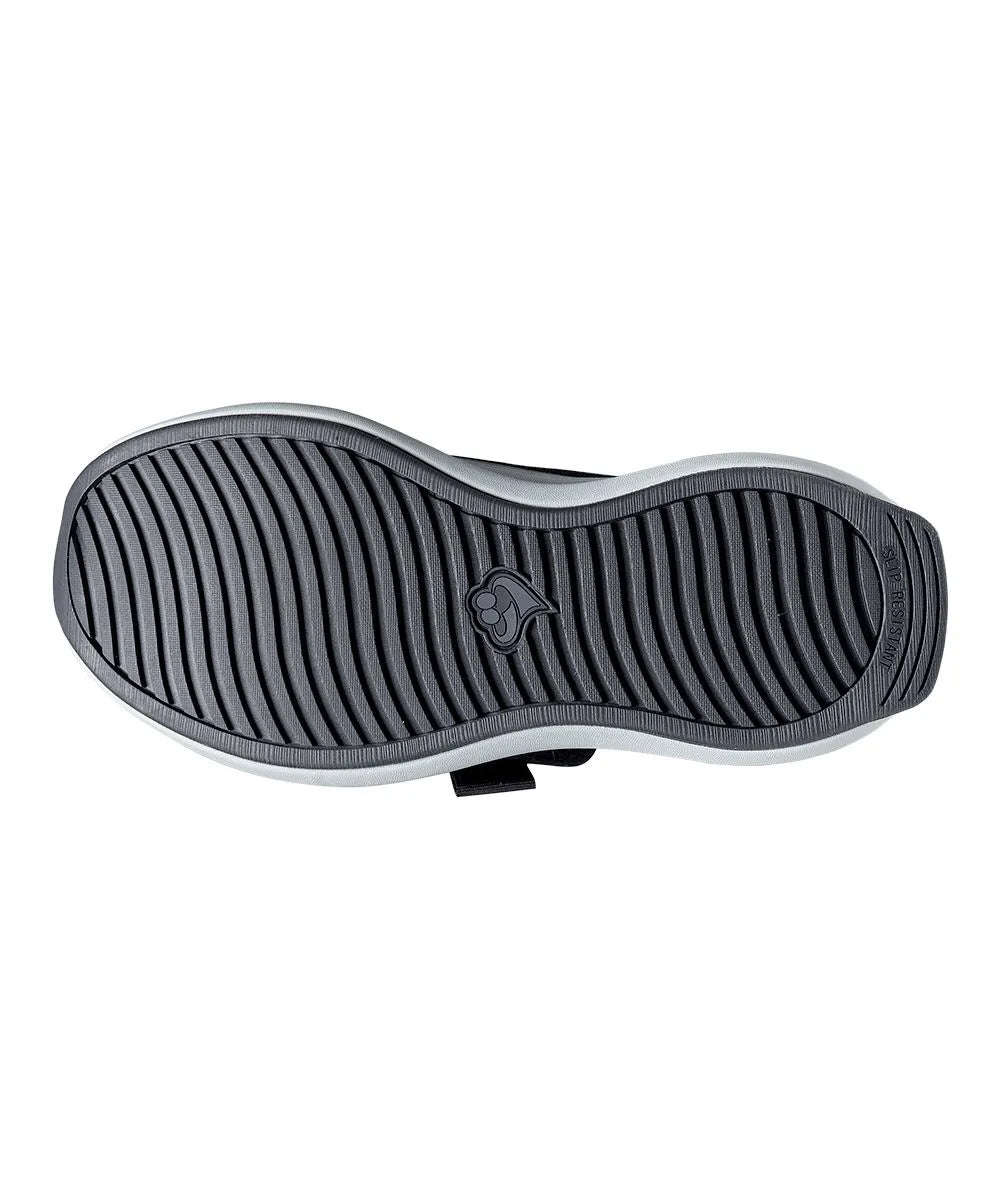 Extra wide sneakers on sale
