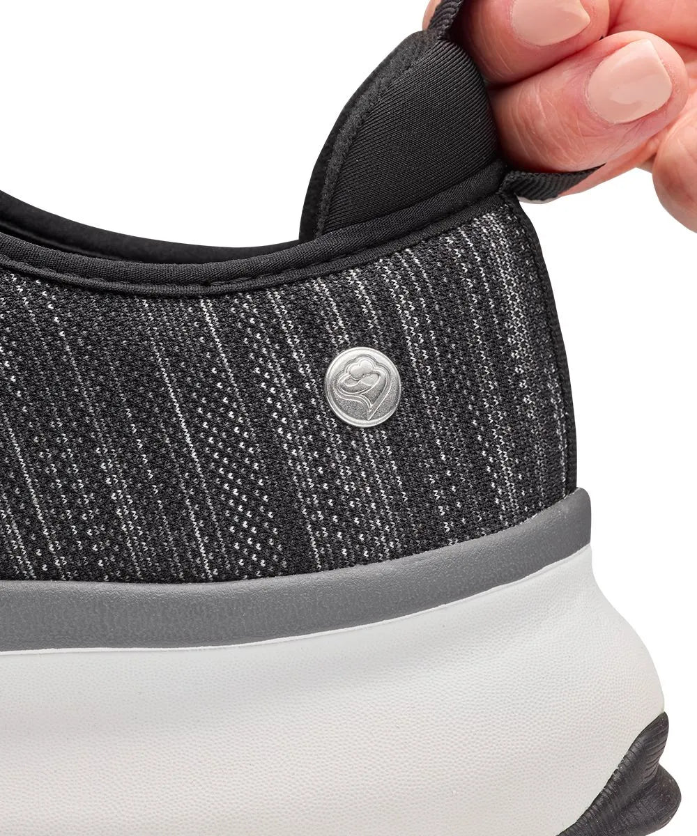 Extra wide high top 2025 shoes