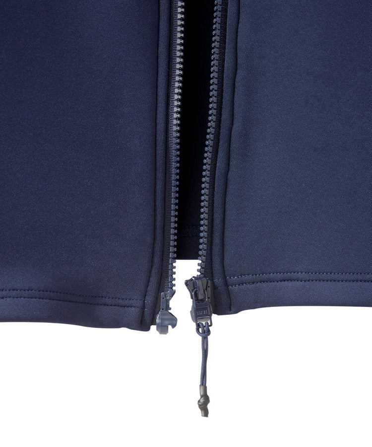 Magnetic zipper detail