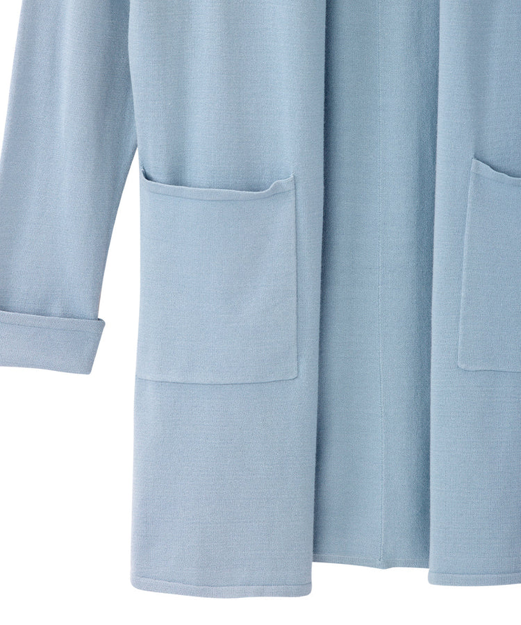 Long light blue cardigan with two front pockets