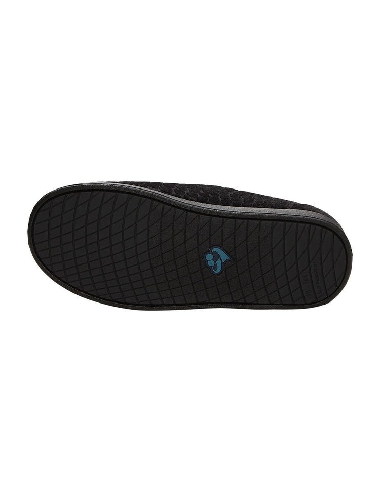 Non-slip black soles at bottom of the extra wide black indoor slippers