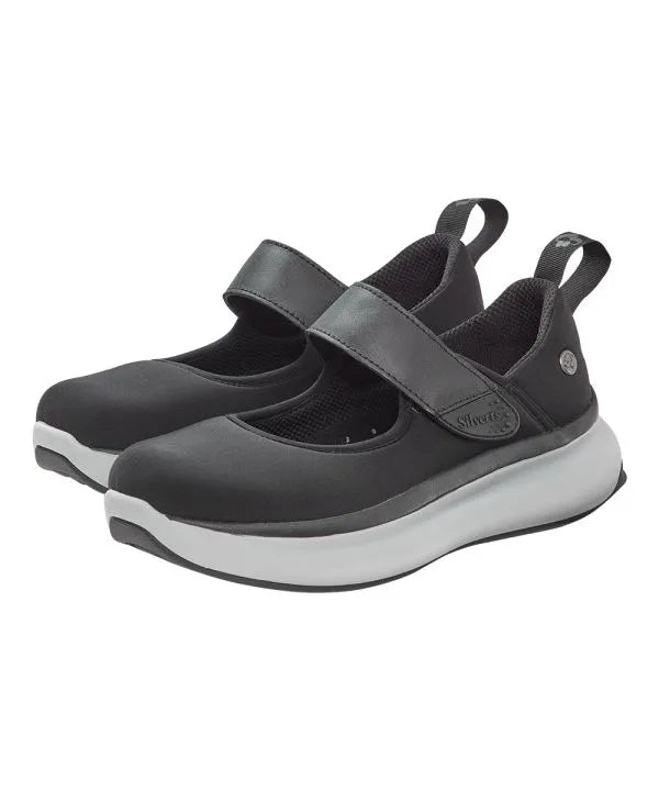 Front of the black Women's Extra Wide Mary Jane Shoes