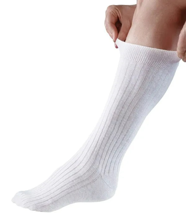White Everyday Lightweight Crew Socks