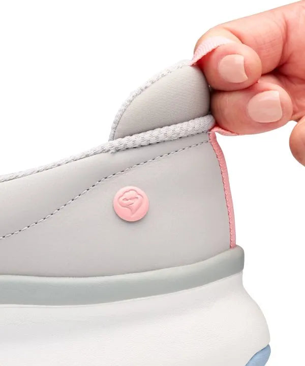 Finger loop of the light grey Women's Wide Walking Shoes