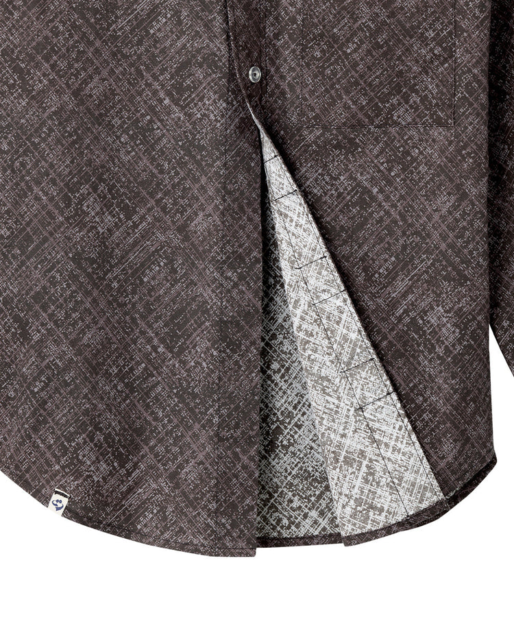 Bottom of the Texture Men’s Long Sleeve Shirt with Magnetic Buttons