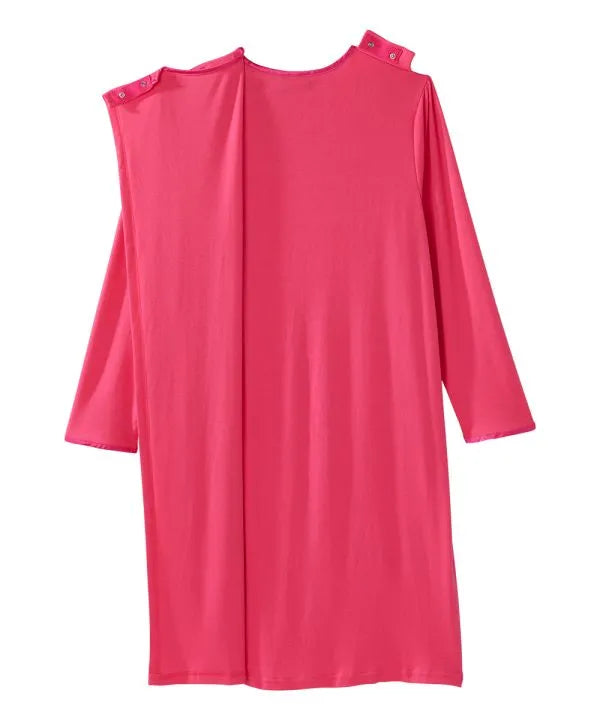 Snap closure of the pink Women's Antimicrobial Open Back Nightgown