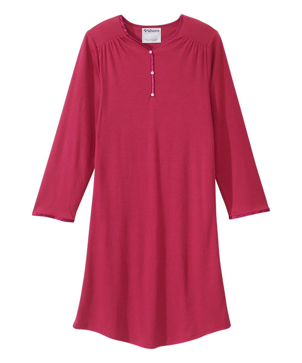 Front of the wine Women's Long Sleeve Open Back Nightgown